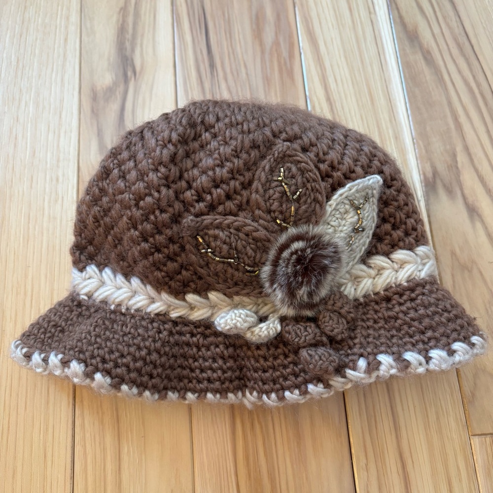 Brown Knit Floral Bead Accent Embellishment Hat